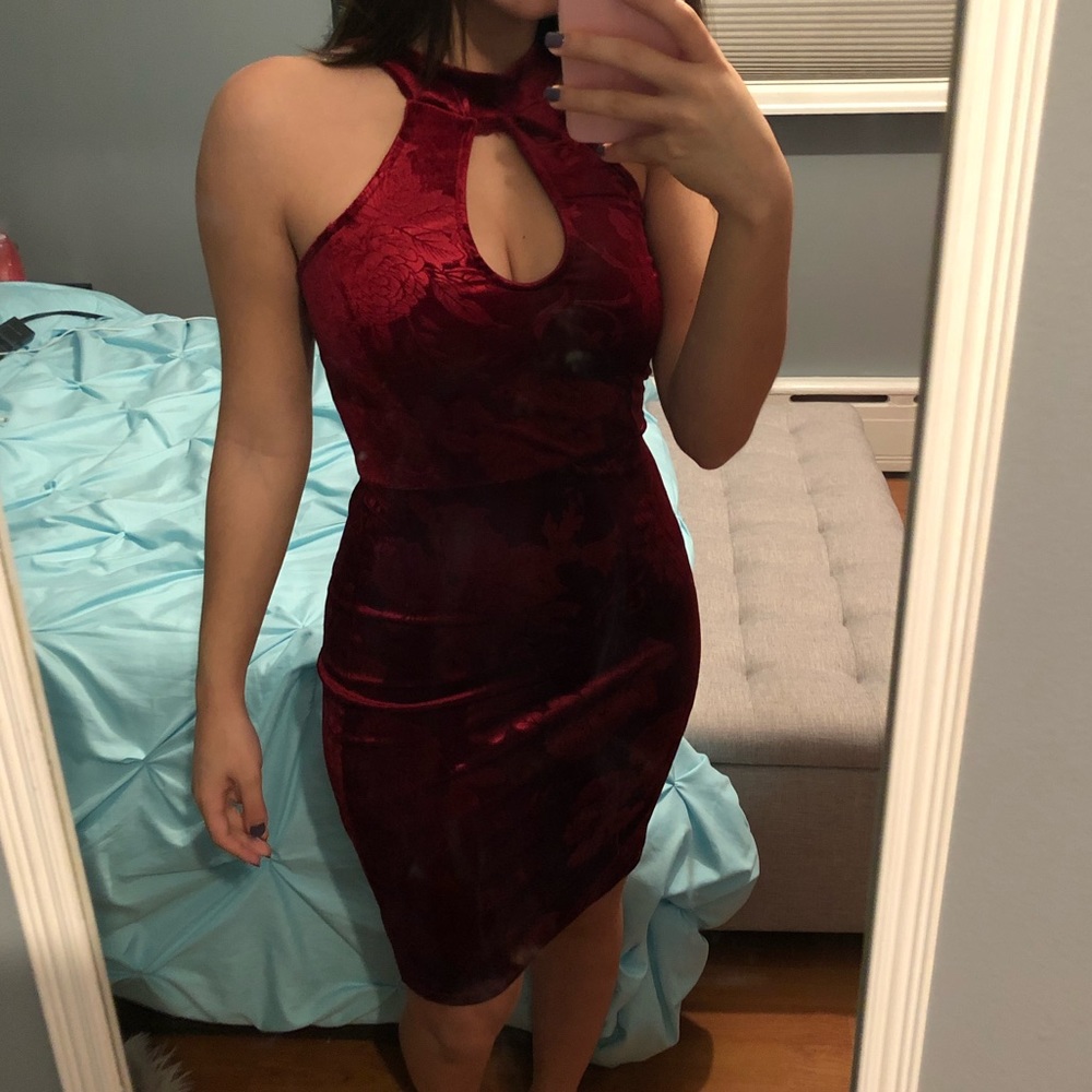 Crushed Velvet Red Dress with Keyhole Neckline